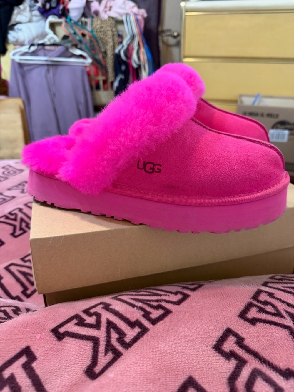 UGG Women's Hot Pink Shearling Disquette Platform Slides Size 10